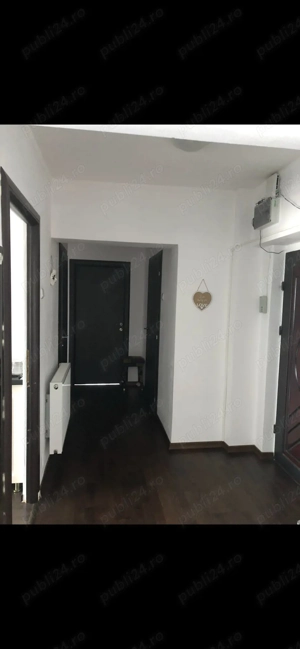 PROPRIETAR - Vand Apartament 3 Camere Ultracentral - imagine 5