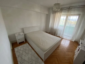 PROPRIETAR - Vand Apartament 3 Camere Ultracentral - imagine 3