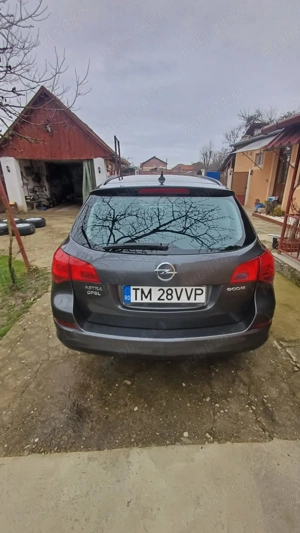 Opel Astra J Sports Tourer  - imagine 5