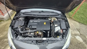 Opel Astra J Sports Tourer  - imagine 10