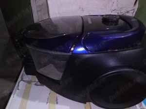 Vând aspirator Samsung