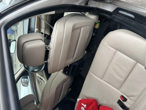 Vând  sau schimb pe ceva mai nou trimite oferte urgent mașină în stare perfectă  - imagine 4