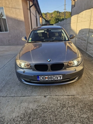 Vând bmw seria 1