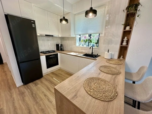 Casa moderna 5 camere proprietar - Otopeni - complex cu bariera si parc de joaca - imagine 2