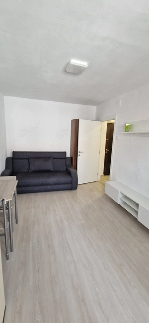 Garsoniera de vanzare