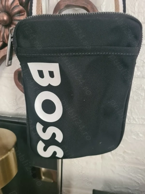 Vand borseta Boss in stare buna