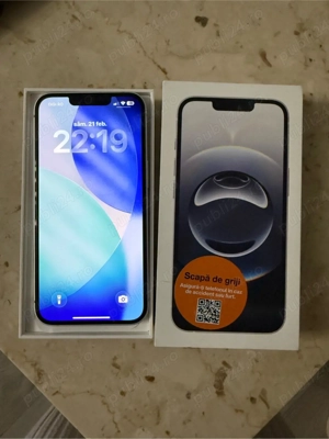 iphone 16e - imagine 3