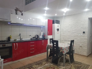 Persoana fizica vand apartament de 2 camere plus mansarda iris - imagine 4