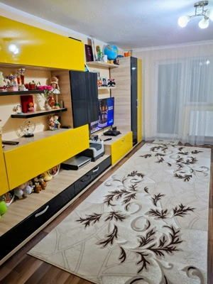 Vând apartament cu 3 camere - imagine 10
