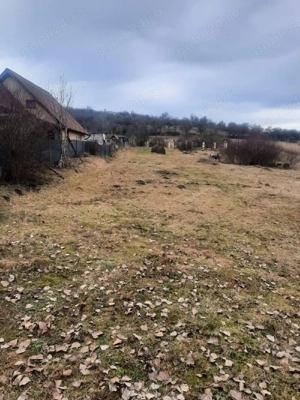 Vând teren intravilan în sat Sutu com Ciurila 1800 mp Intabulat cu CF +utilități apa canal curent  - imagine 8