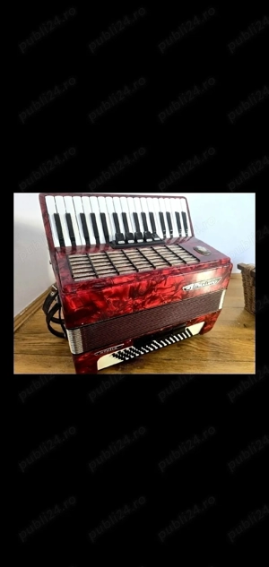 acordeon Weltmaister. 