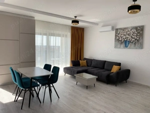 Inchiriez apartament 2 camere Adora Park