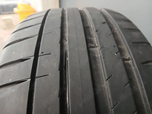 Michelin Pilot Sport 4 225 45 19 vara - imagine 2