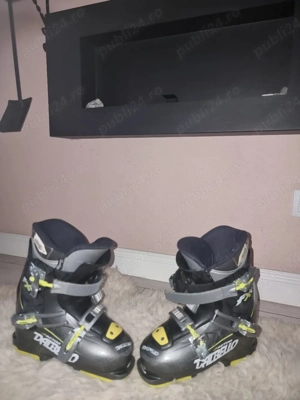 Vând clăpari schi junior Dalbello   gama Factor (2 clape), marime 36