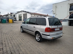 VW Sharan 1.9 TDI 7 locuri acte la zi se poate vedea în Sibiu 