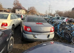 Dezmembrez Renault megane cabrio 1.6 16 valve full option decapotabila - imagine 5