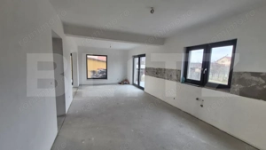 Casa de vanzare semifinisata 167MP, teren 960 mp, in Lazuri