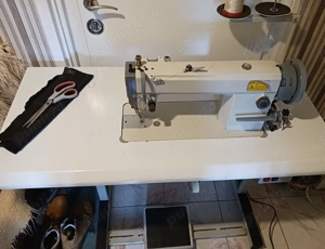 Masina de cusut piele tapiterie
