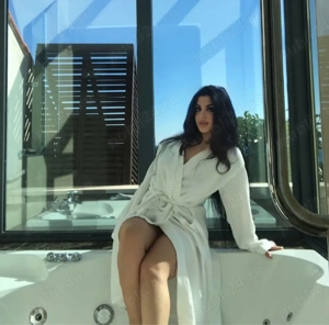 respeta sa primesti respect o sg zi discretie igiena locatie zona rezidentiala 