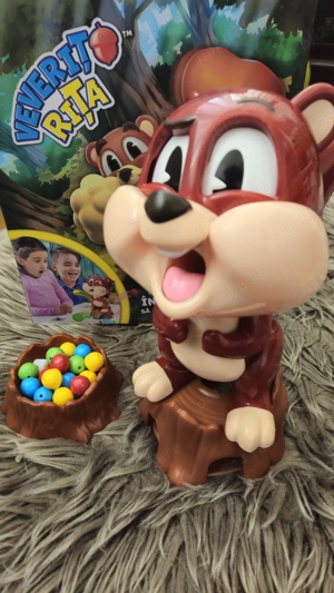 Veverita Rita jucarie interactiva