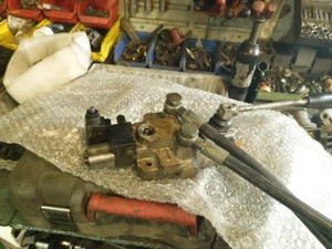 danfus.pompe hidraulice ,distribuitor hidraulice  - imagine 2