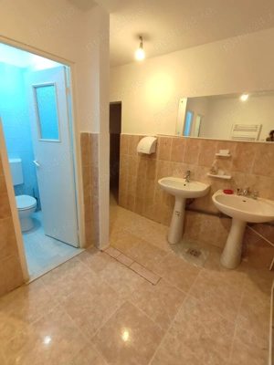 Diferite Birouri de la 15 mp utili la 135 mp utili - COMPLET RENOVAT LA 220 EURO - imagine 9