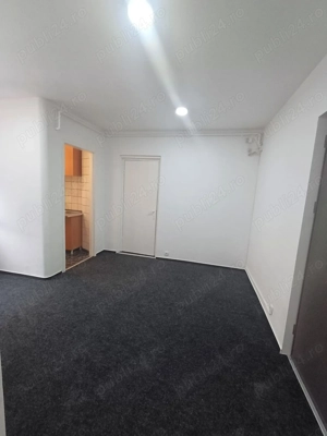 Diferite Birouri de la 15 mp utili la 135 mp utili - COMPLET RENOVAT LA 220 EURO - imagine 2