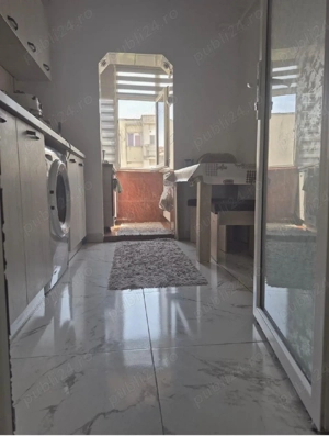 apartament cu 3 camere - imagine 5