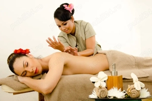 Masaj hawaian lomi- lomi