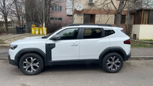 Dacia Duster 3 Expression Mild Hybrid, Culoare Alb, 2025, Manuală, 130 CP, Nouă