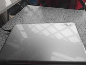 Laptop i 3