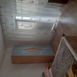 Inchiriez apartament 2 camere decomandat - imagine 2