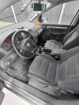 Vând Volkswagen Touran  - imagine 3