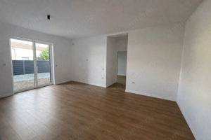 COMISION 0% | Apartament 2 Camere|54 mp| Grădina proprie | Zona Plopi - imagine 2