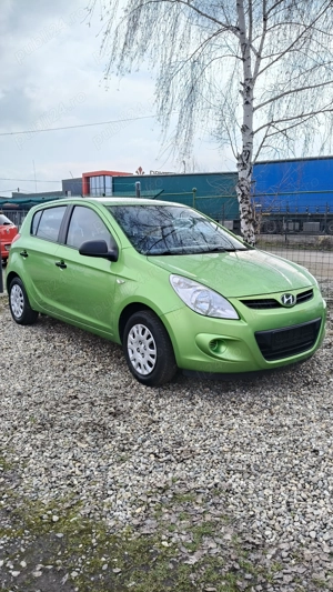 Vând Hyundai i20 Style edition 1.4 101cp euro 5 an 2011