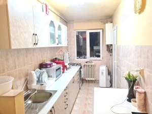 Apartament cu 2 camere decomandate, str. Parang