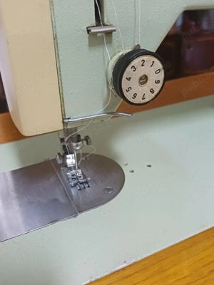 Masina de cusu Veronica, mecanica - imagine 3