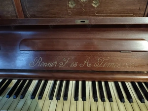 Vand pianina de colectie - imagine 2