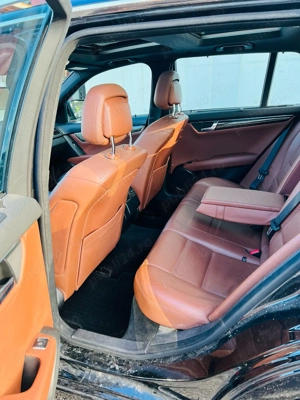 Vand Mecedes C-class 320D - imagine 4