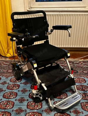 Scaun autopropulsat electric