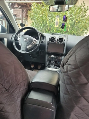 vând Nissan Qashqai 2011 an fabricație mașina este foarte bună se oferă fiscal pe loc mai multe deta - imagine 2