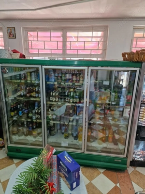 Vitrină mare pentru băuturi |Stare excelentă |Direct de la proprietar.