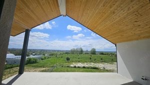 Casa Manastirea DEALU TARGOVISTE cu vedere la oras - imagine 5