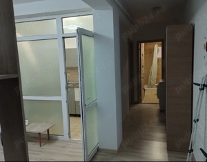 Vand apartament 2 camere  - imagine 3