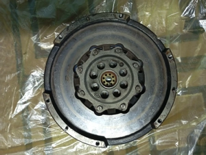Volantă dublă ambreiaj Hyundai santa fe2 2.2 ceri 4x4 manual dizel 155cp an 2006 la mâna a doua  - imagine 4