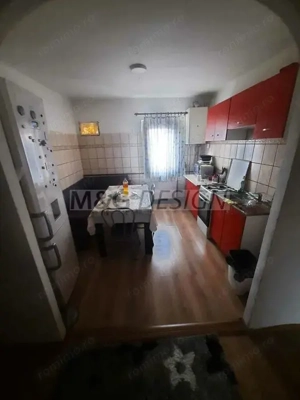 Apartament 3 camere Aradului, 2 bai, 2 balcoane , centrala proprie