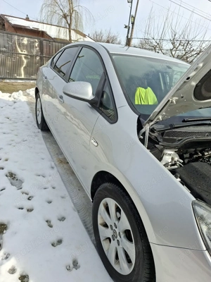 opel astra j 2018 - imagine 4