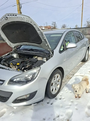 opel astra j 2018 - imagine 3