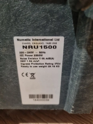 Numatic, masina de curățat si lustruit pardoseli - imagine 4