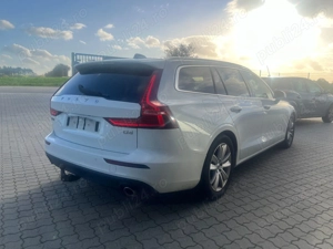 volvo v60 d4 automata 2019 - imagine 3